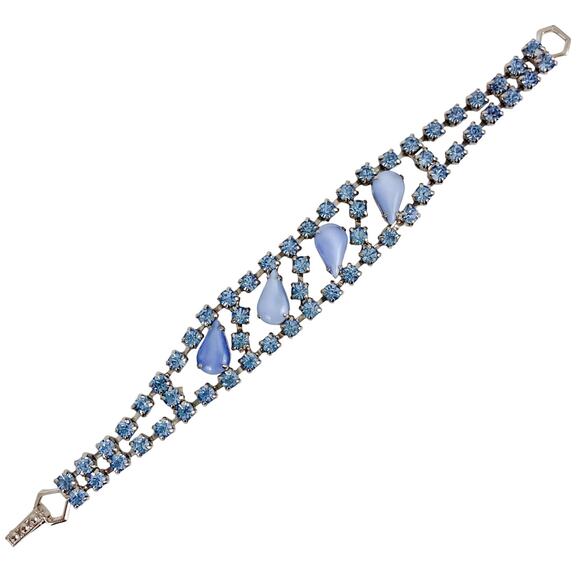 Vintage 1950s Blue Glass Rhinestone Moonglow Bracelet Mid Century Silver Tone - Picture 3 of 15